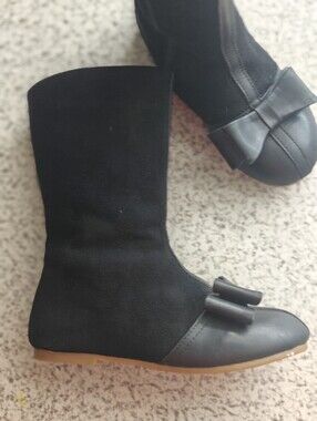 Girls' Black Bow Accent Mid-Calf Boots Pipper 12 US Toddler EUC